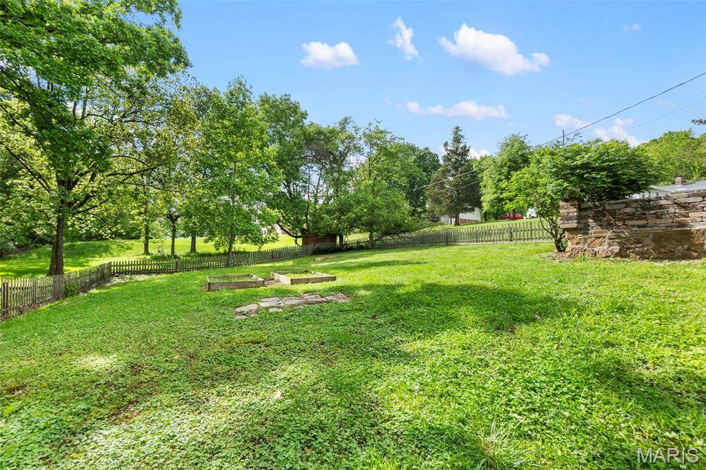 Cape Girardeau, MO 63701,1353 Karen DR