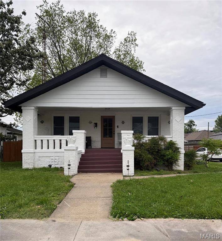 Christopher, IL 62822,305 W Ray ST