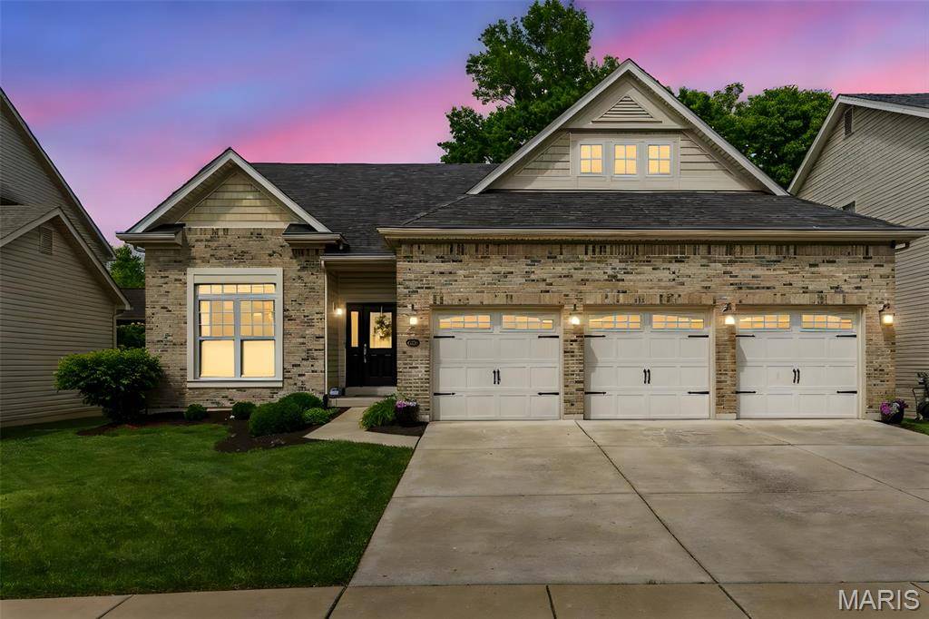 St Peters, MO 63376,1804 Sterling Oaks DR