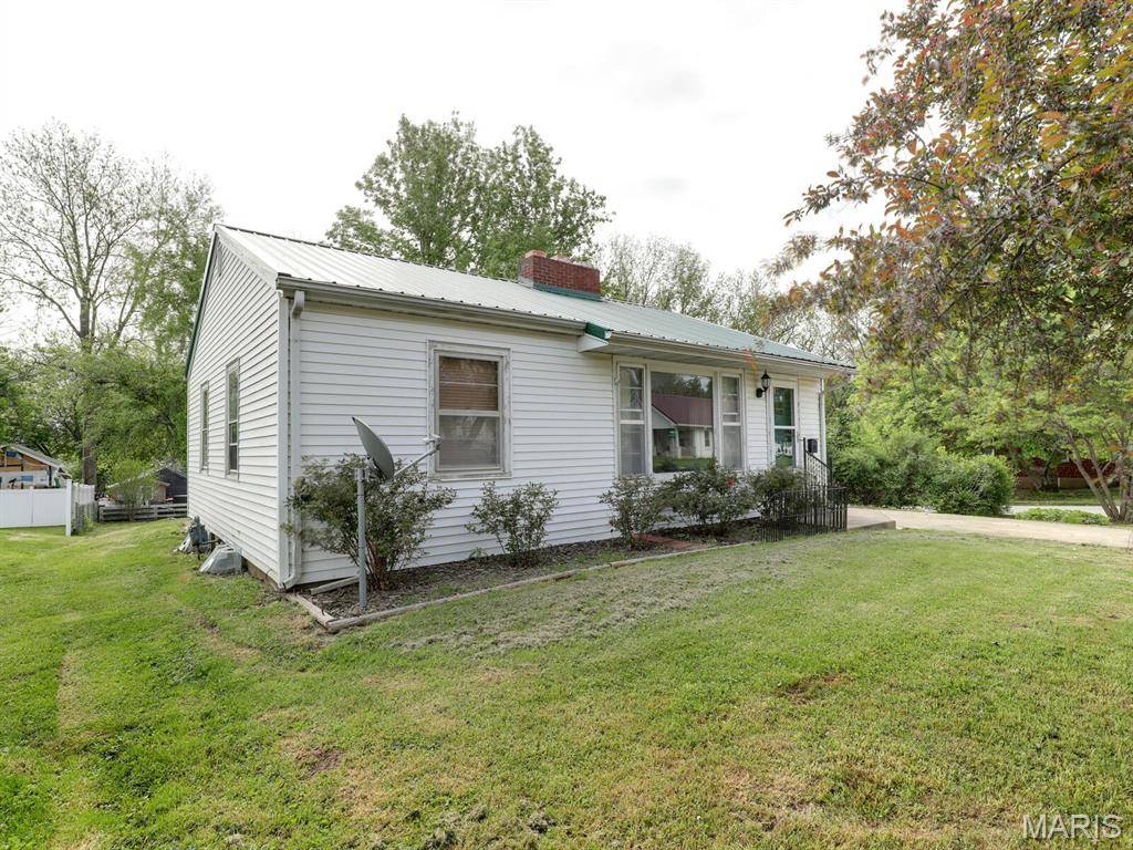 Palmyra, MO 63461,417 S Home ST