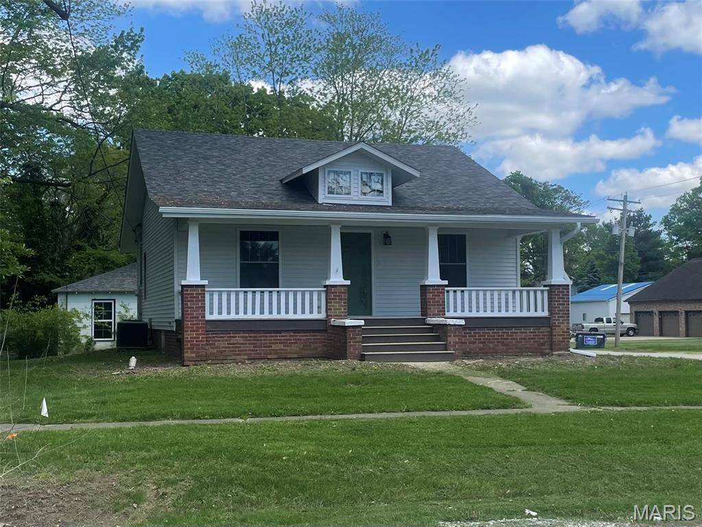 Litchfield, IL 62056,702 N Franklin ST