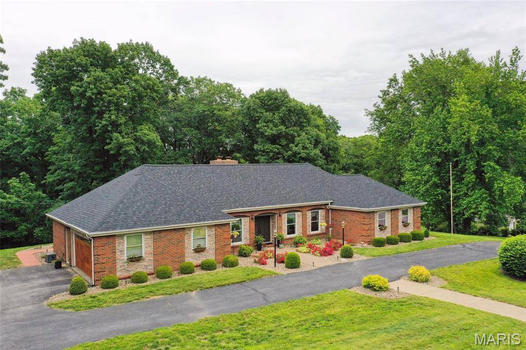 Hannibal, MO 63401,34 Siesta DR