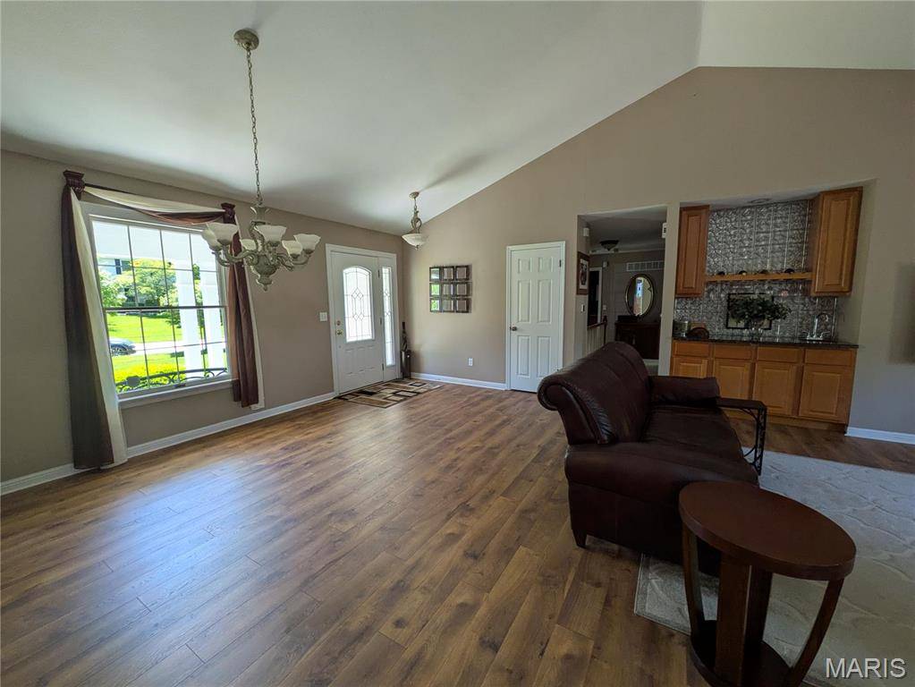 Chesterfield, MO 63017,15739 Meadowbrook Way DR
