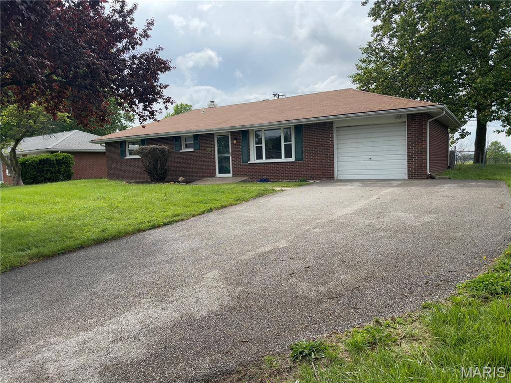 Godfrey, IL 62035,7208 Montclair