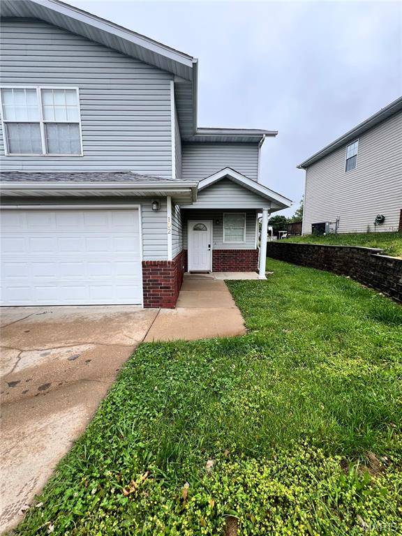 St Robert, MO 65584,100 Hickory Ridge #100 & 102