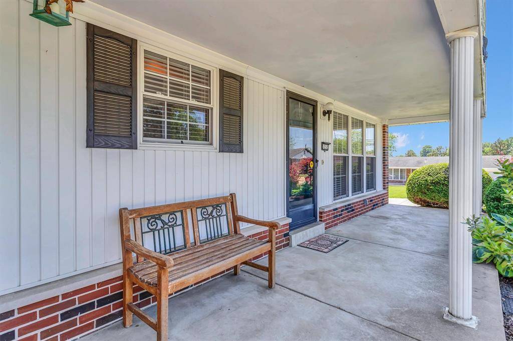 Unincorporated, MO 63125,3252 Bridgeridge DR