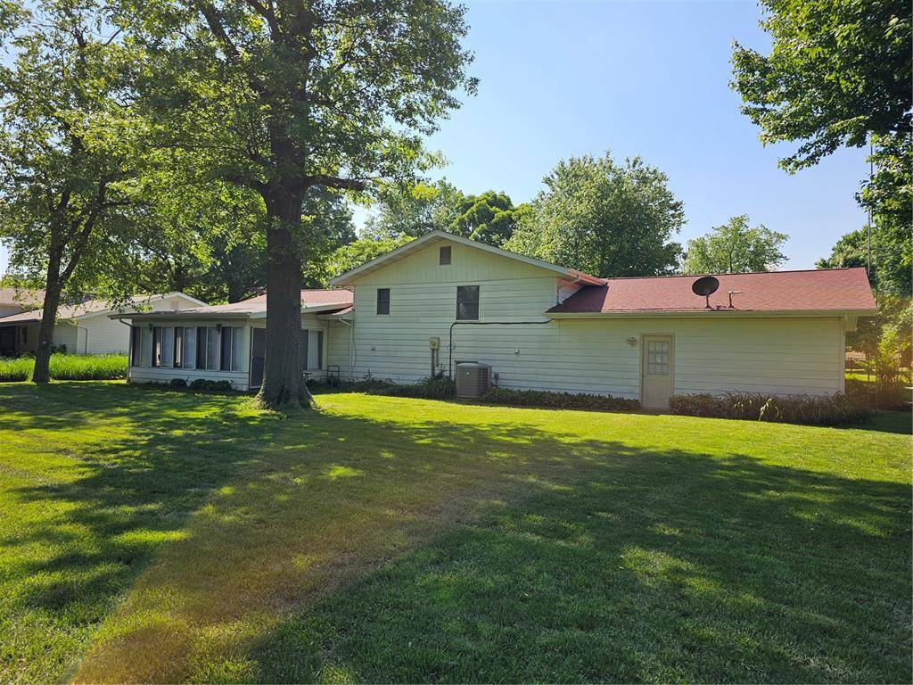 Sparta, IL 62286,255 Delwood DR