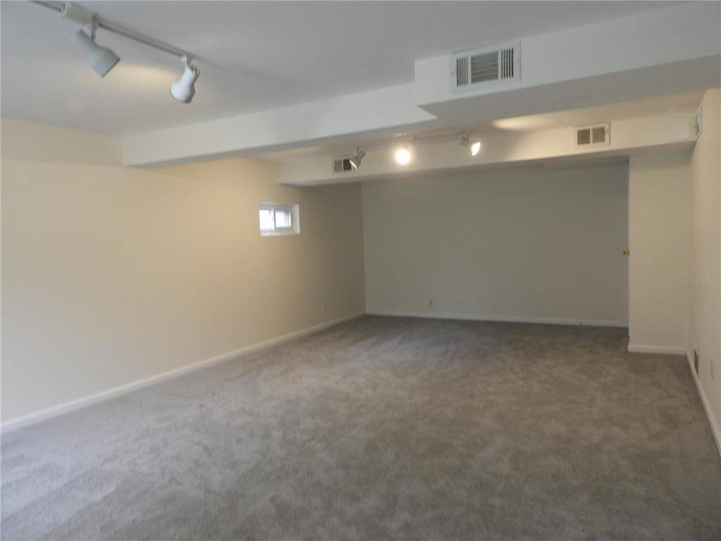 Unincorporated, MO 63011,807 Gaillard CT