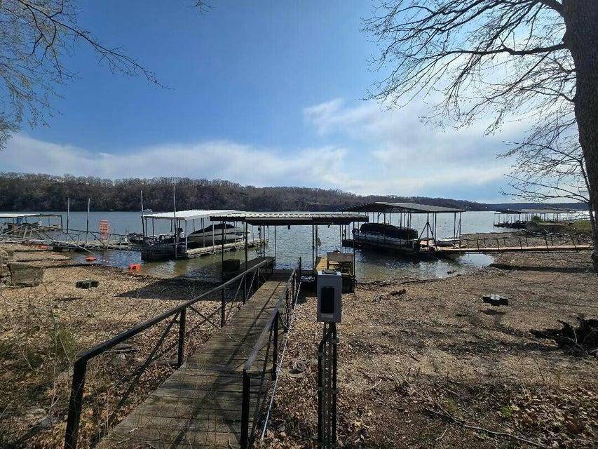 Unincorporated, MO 65326,218 Chipmunk DR