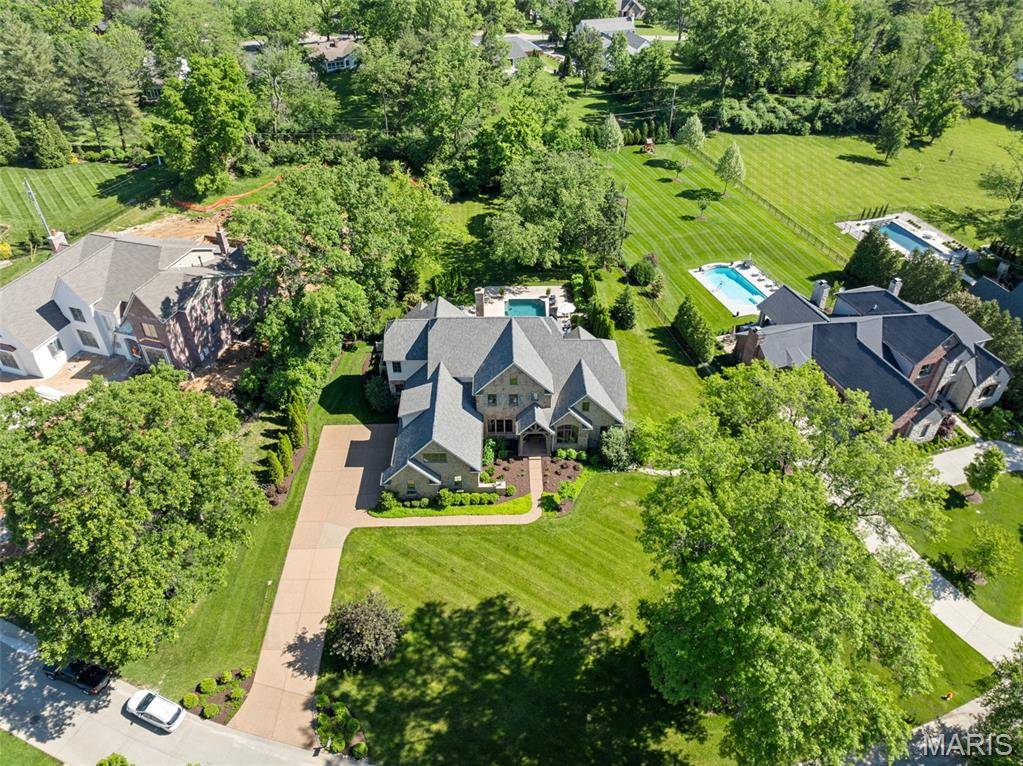 Frontenac, MO 63131,611 Hickory LN