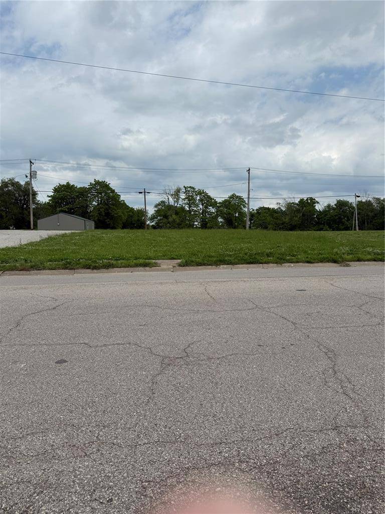 Bland, MO 65014,207 Colorado AVE W