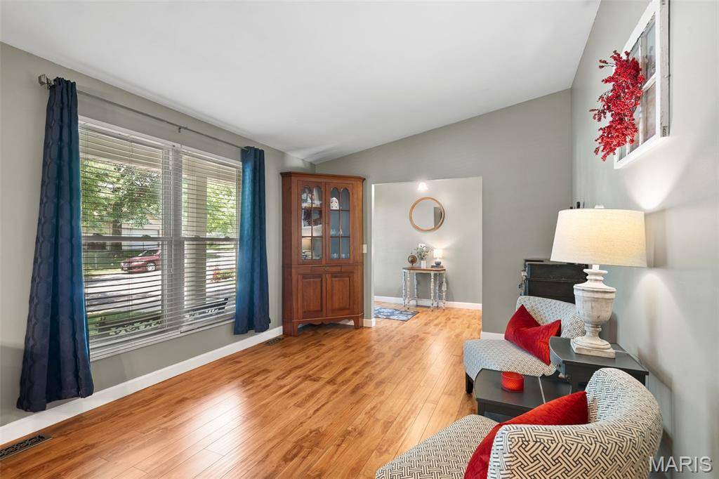 St Peters, MO 63376,3 Pilot Hill DR