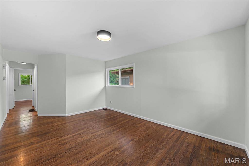 St Louis, MO 63119,426 E Glendale RD