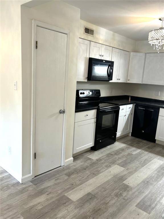 Ballwin, MO 63021,708 Ridgeside DR #C