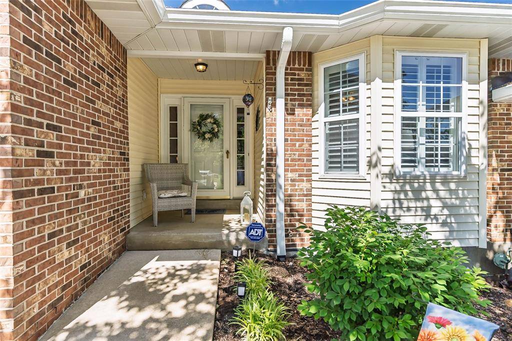 Lake St Louis, MO 63367,55 Rue De Paix DR
