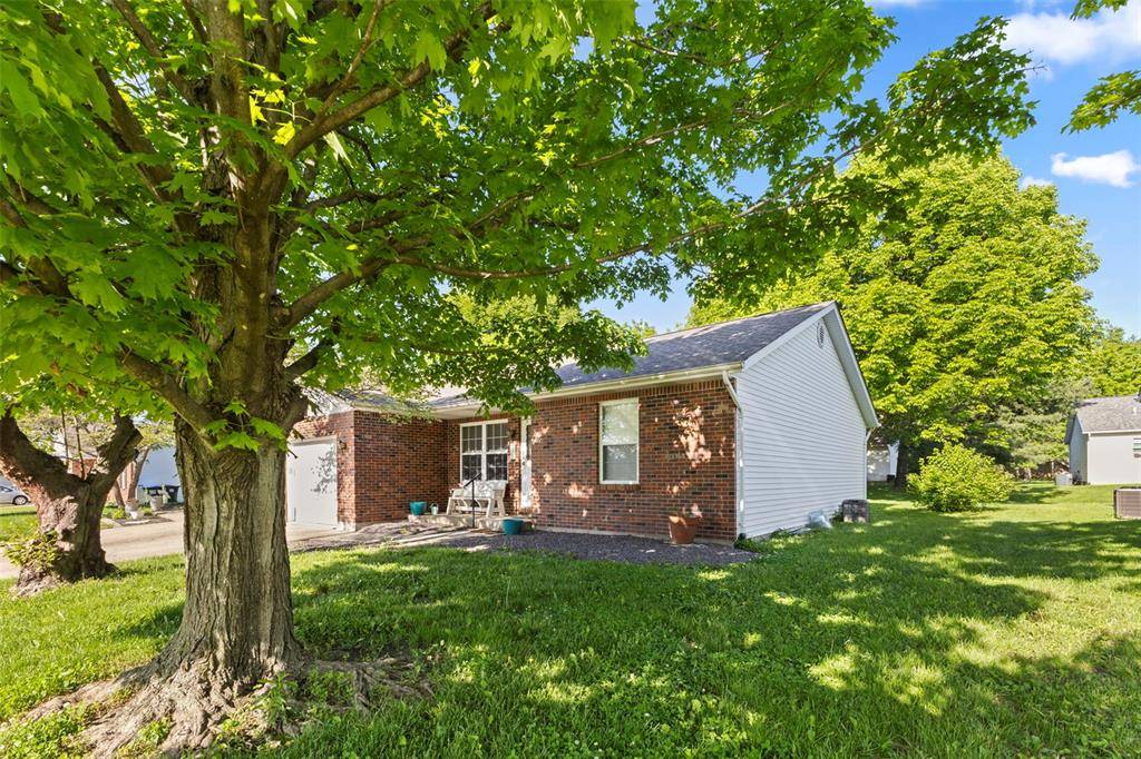 Waterloo, IL 62298,750 Marney LN