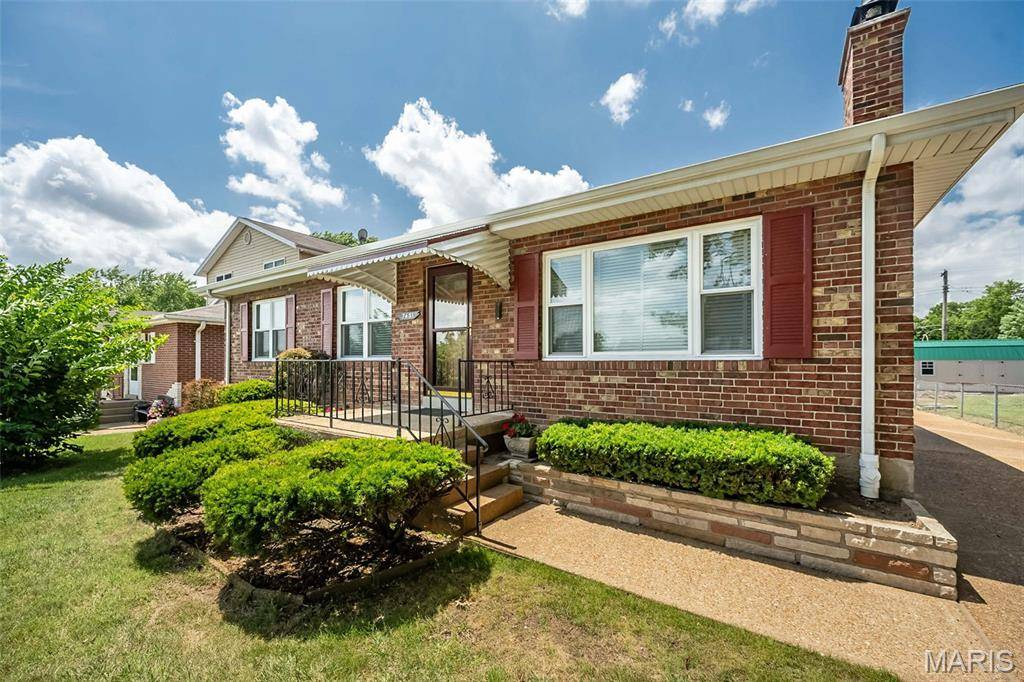 St Louis, MO 63116,7401 Sharp AVE