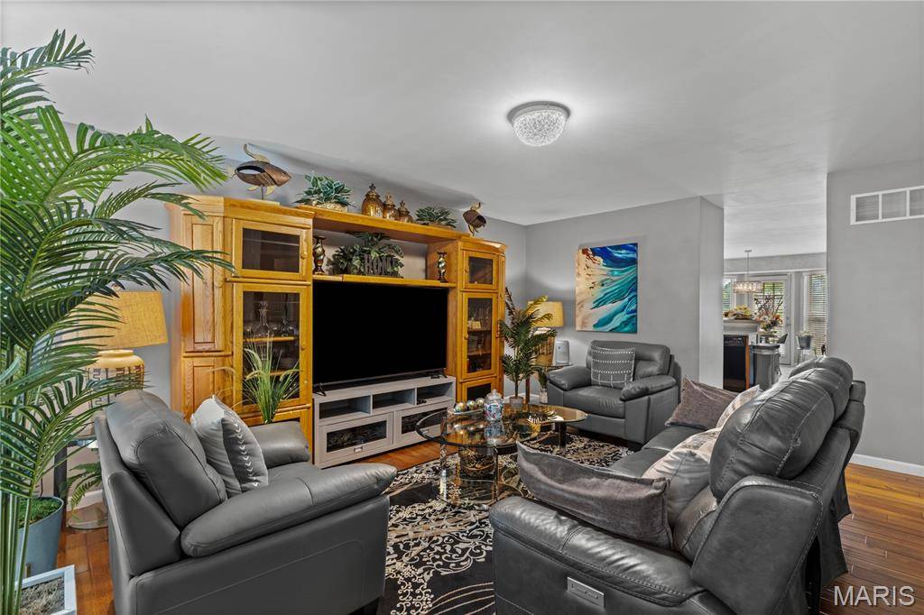 Fairview Heights, IL 62208,646 Ember Crest DR