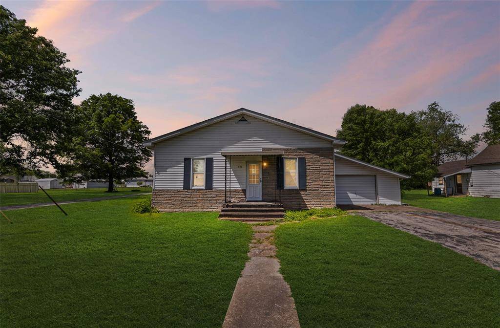 Livingston, IL 62058,694 Elm ST