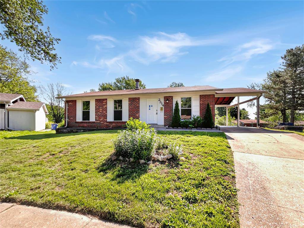 Florissant, MO 63031,2314 Stoney End CT