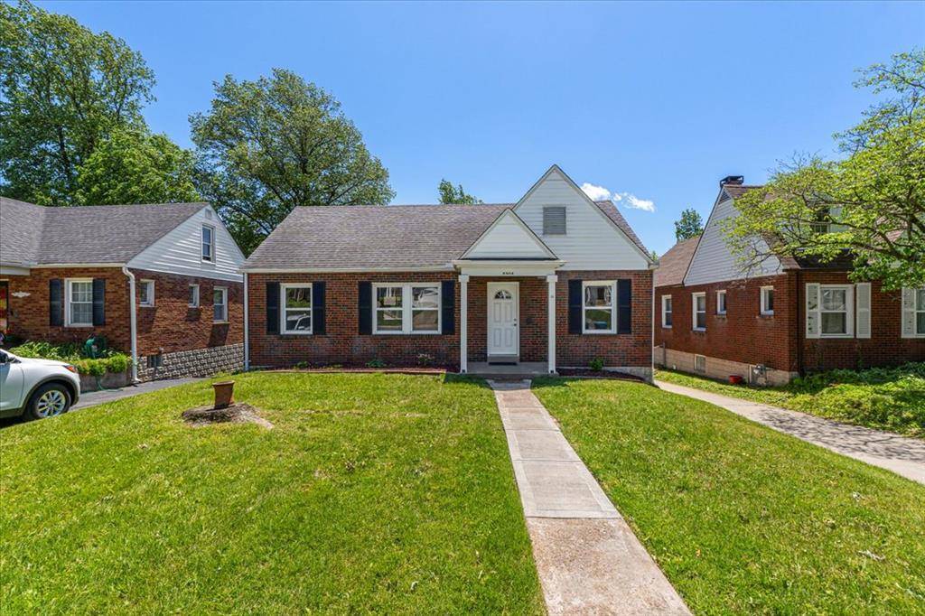 Overland, MO 63114,8908 Apache LN