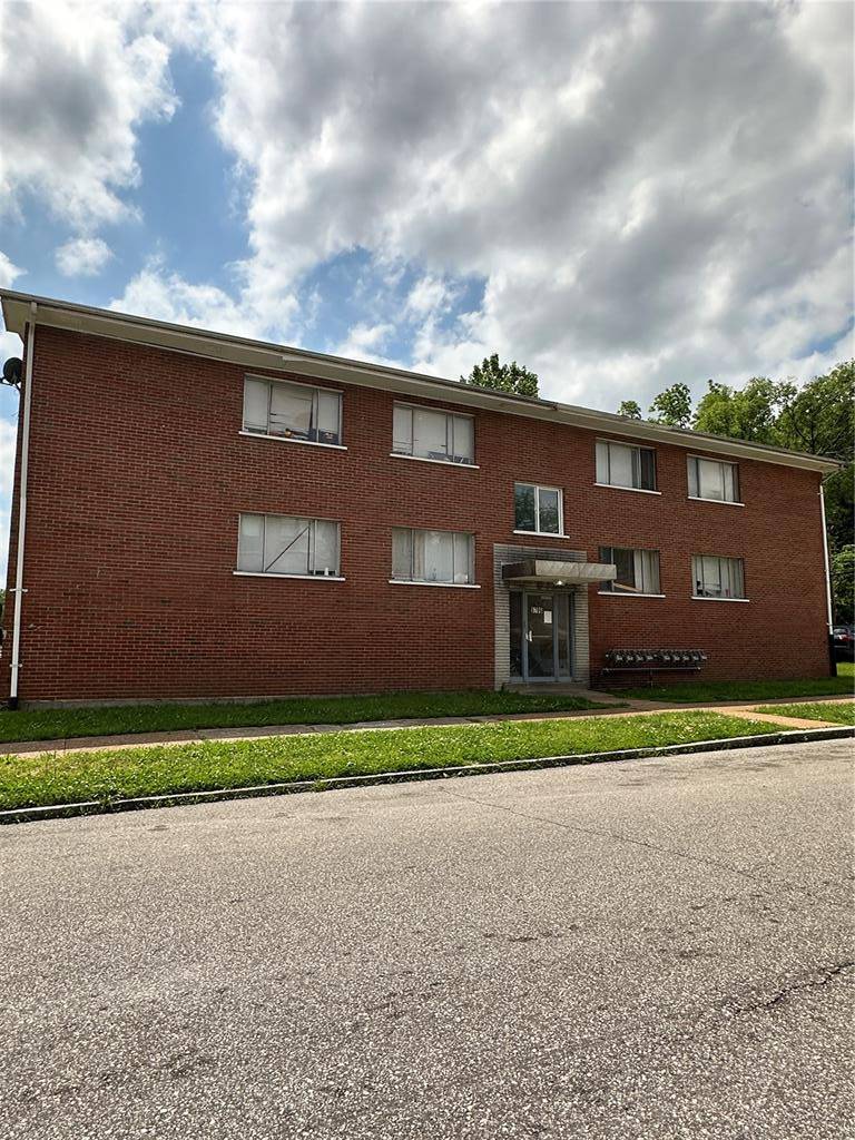 St Louis, MO 63120,5706 Thekla AVE