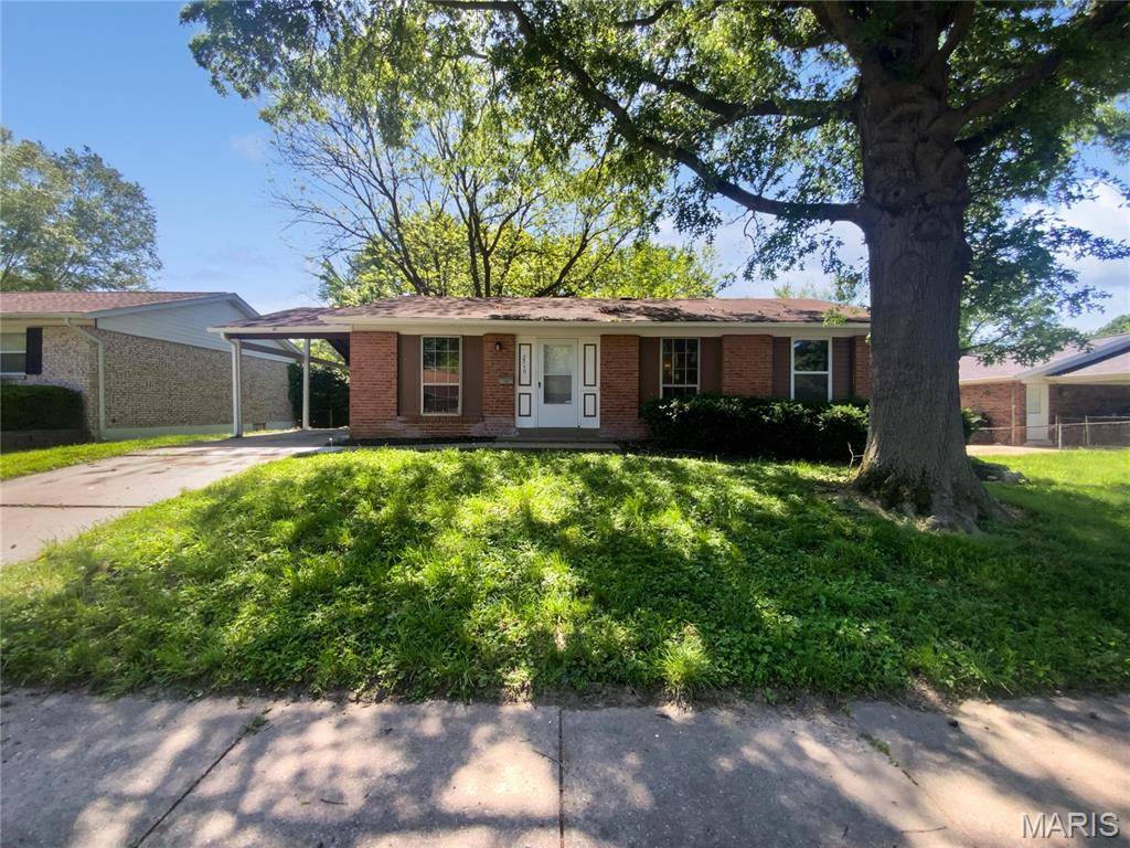 Florissant, MO 63031,2540 Courtyard PL
