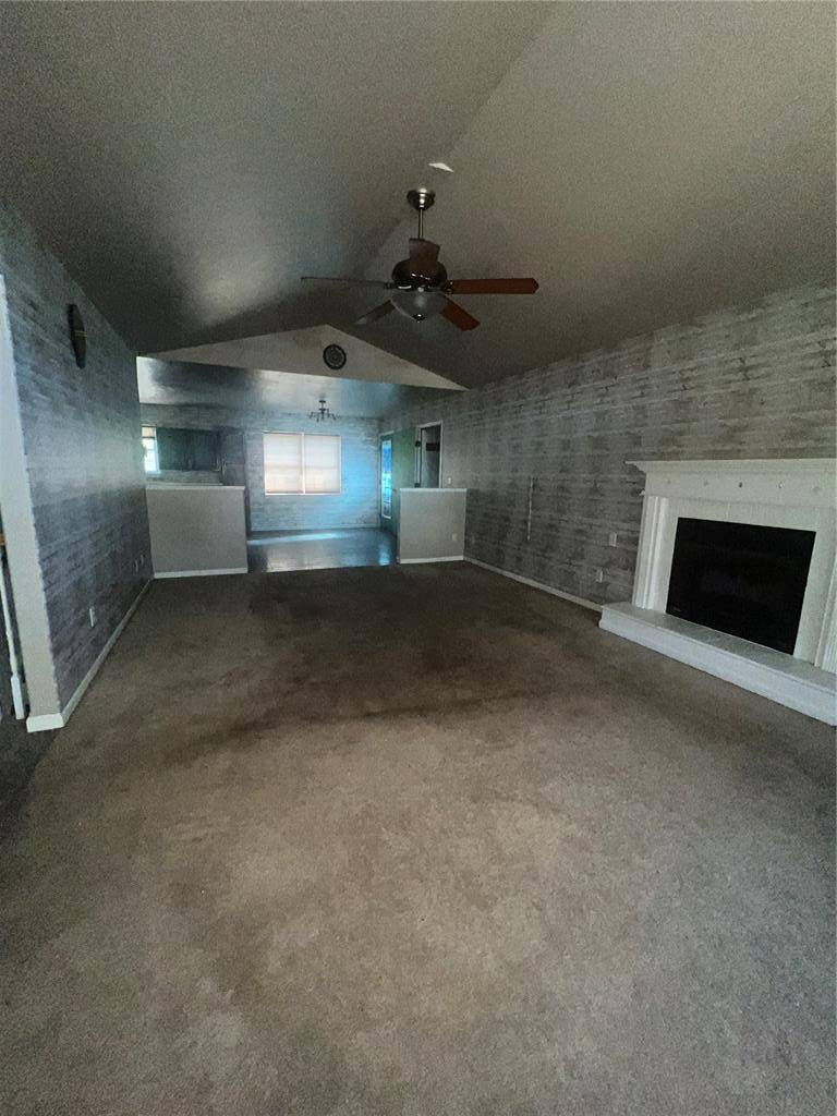 Dixon, MO 65459,14345 Howard LN