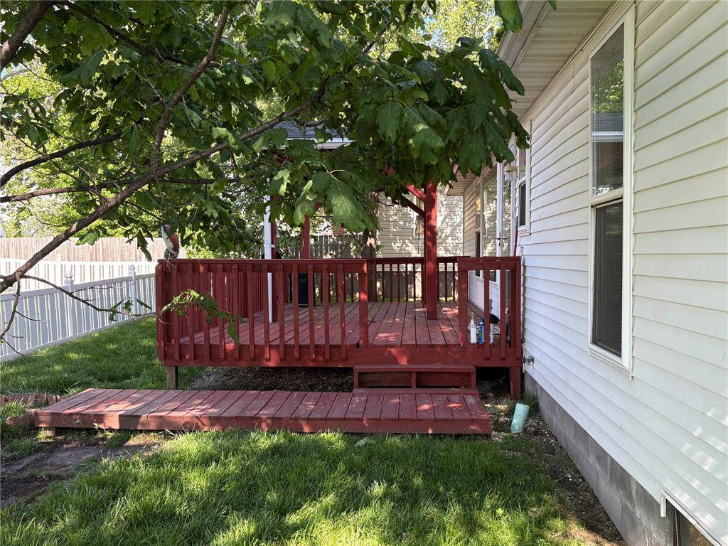 Jerseyville, IL 62052,109 W Hickory ST