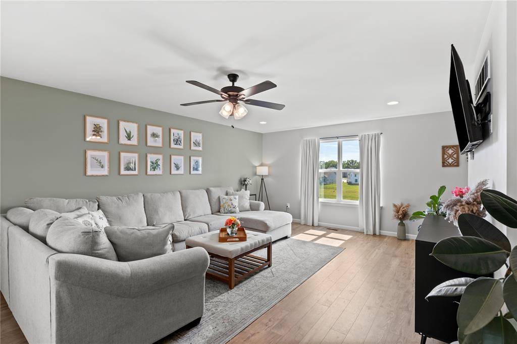 Wentzville, MO 63385,121 Dark Horse CT