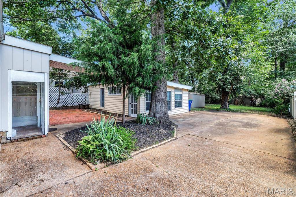Crestwood, MO 63126,954 Liggett AVE