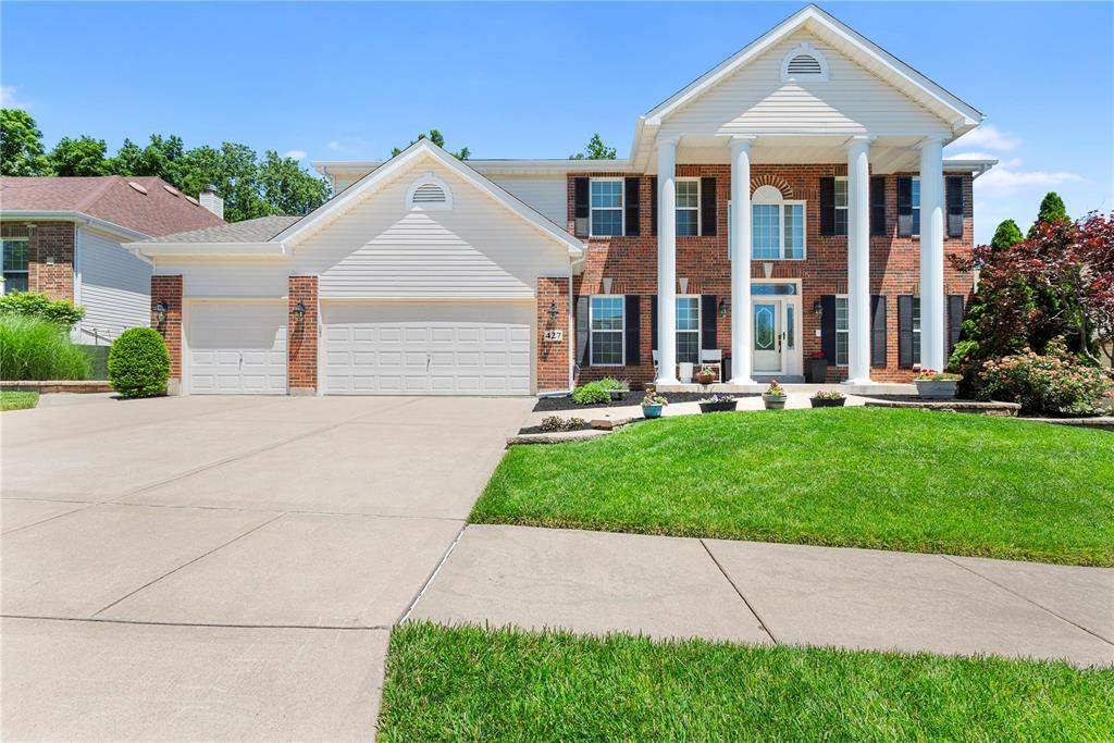 St Peters, MO 63376,427 Scenic DR