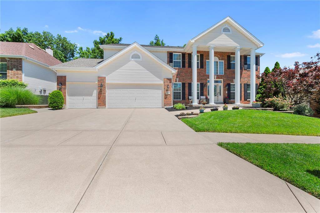 St Peters, MO 63376,427 Scenic DR