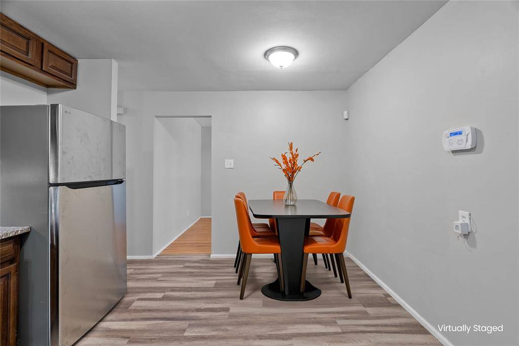 Florissant, MO 63033,3270 Hermoso DR