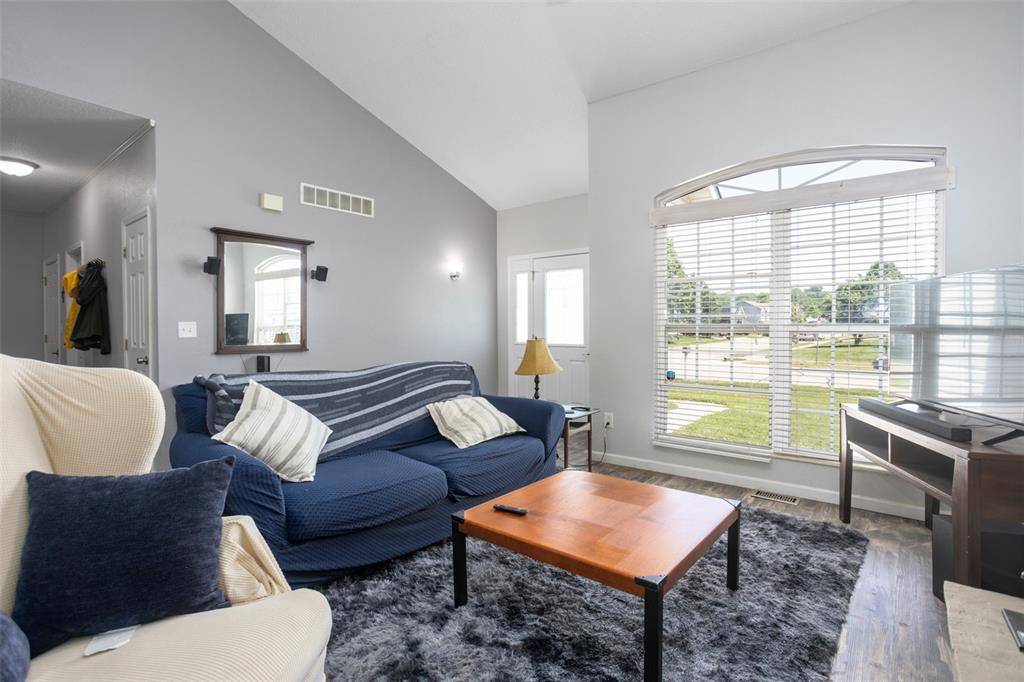 Caseyville, IL 62232,701 S 5th ST