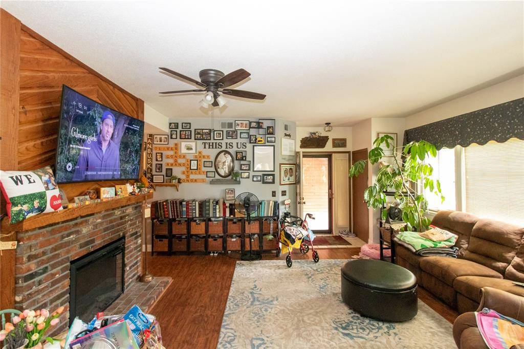 Weldon Spring, MO 63304,1001 Hemingway LN #H