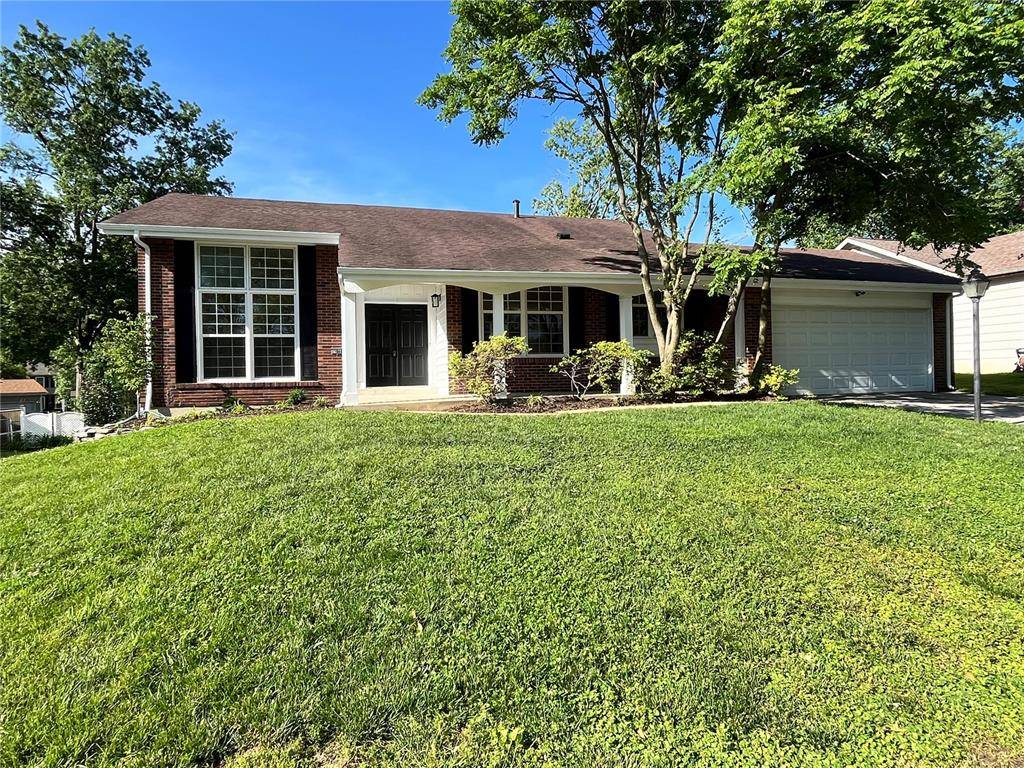 St Louis, MO 63146,11844 Featherwood DR