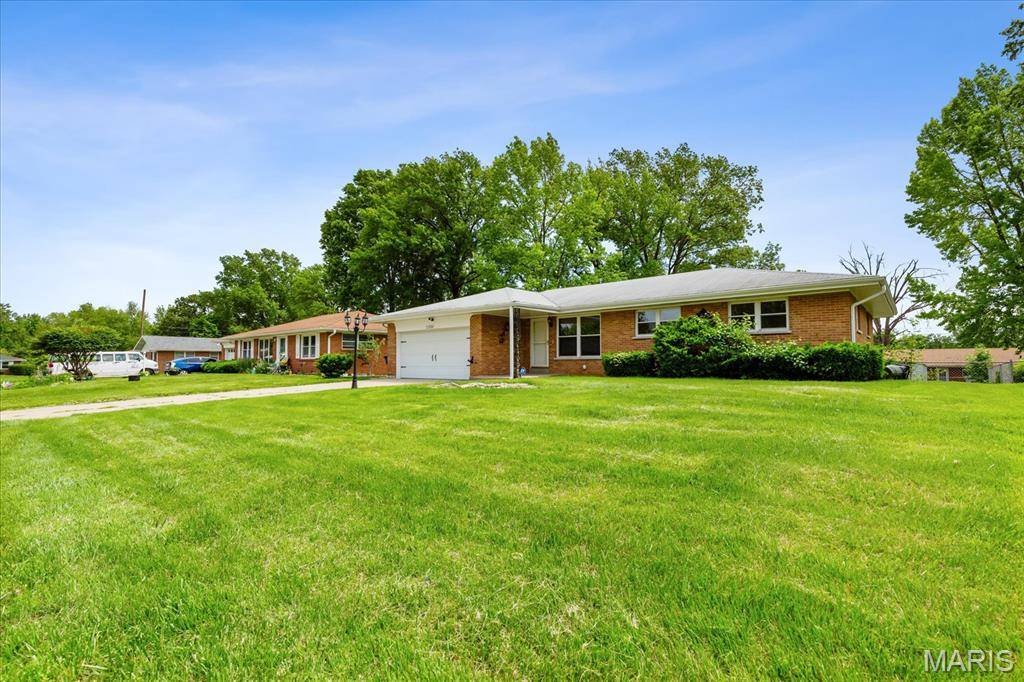 Hazelwood, MO 63138,11550 Rock Hampton DR
