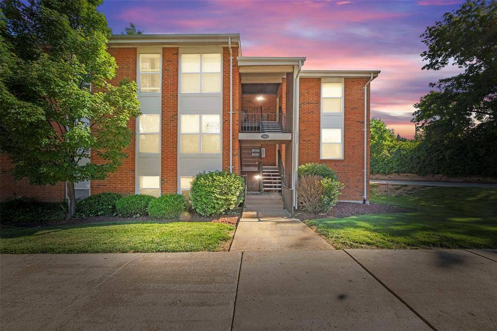St Louis, MO 63122,1929 Greenpoint DR #102