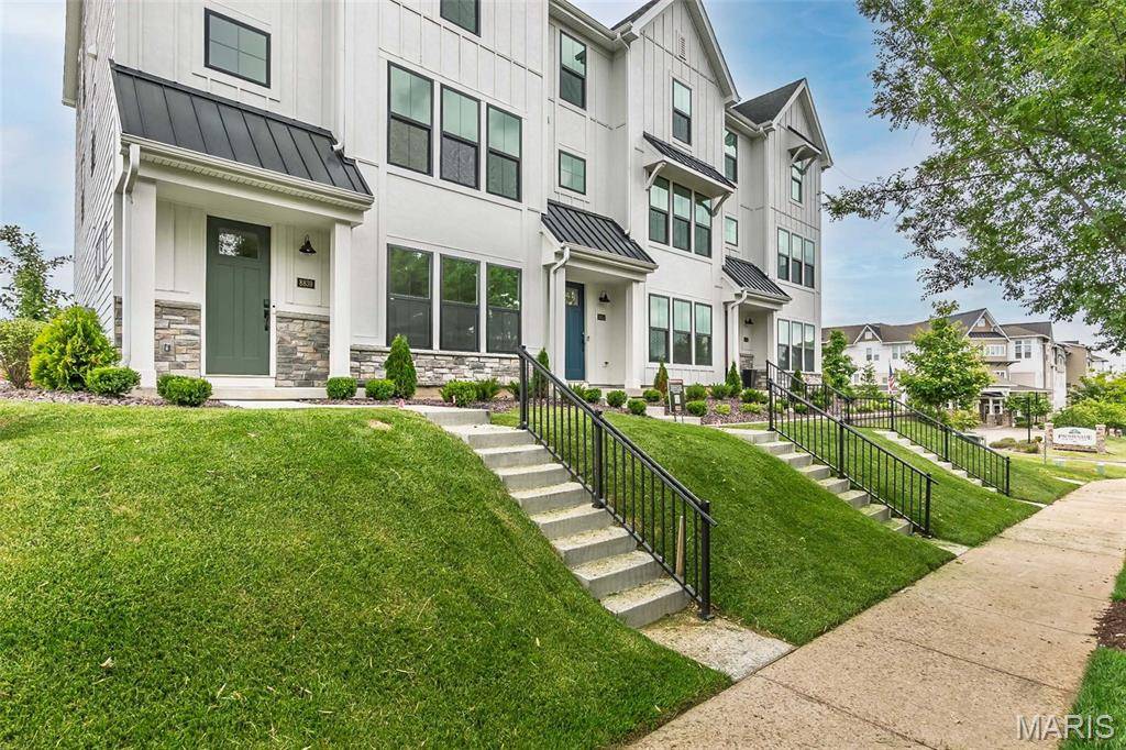 Richmond Heights, MO 63144,8835 Eager RD