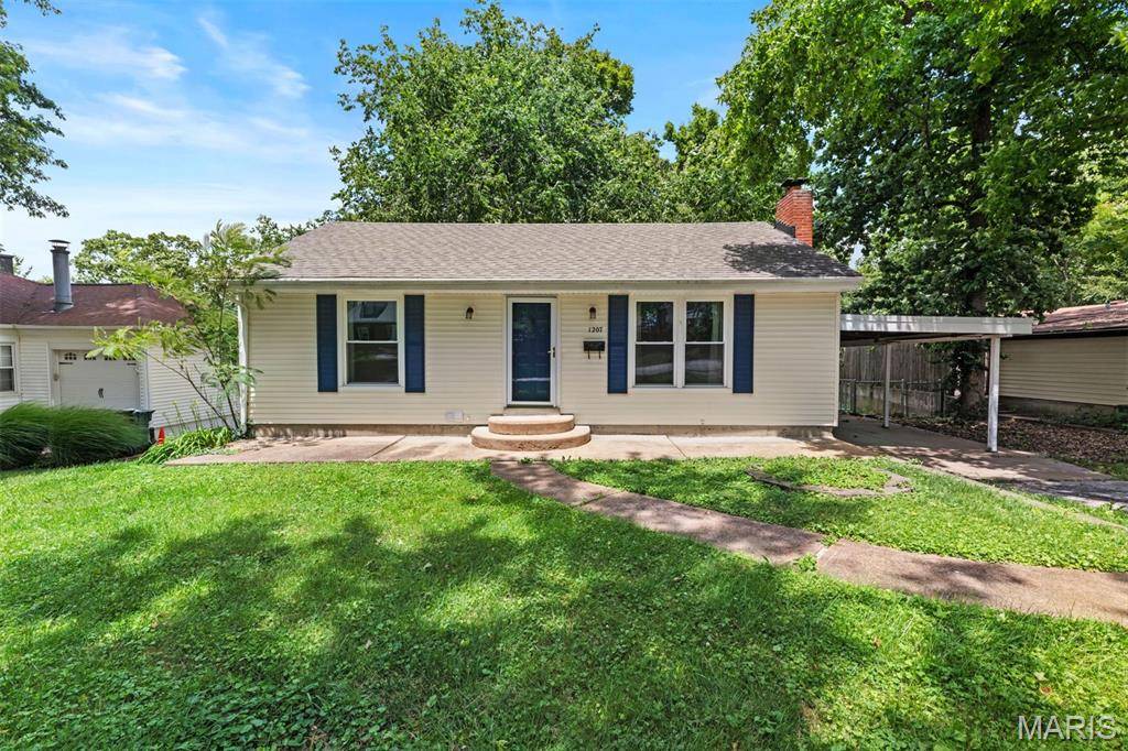 Kirkwood, MO 63122,1207 Grandview DR