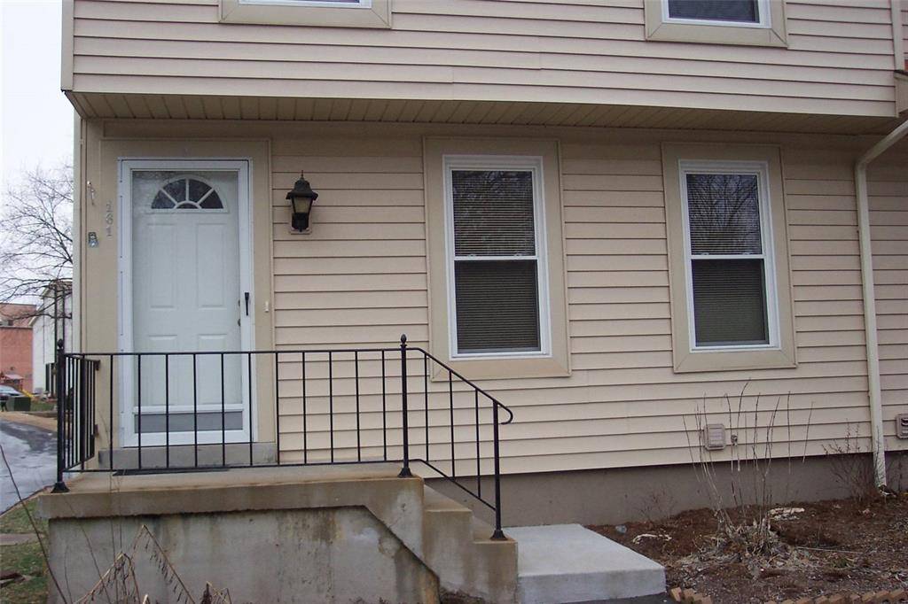 Eureka, MO 63025,161 Dartingbird LN #A