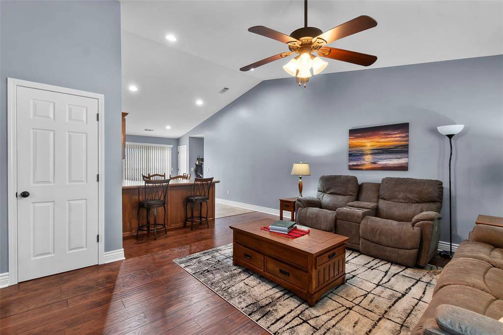 Sikeston, MO 63801,217 Kinder AVE