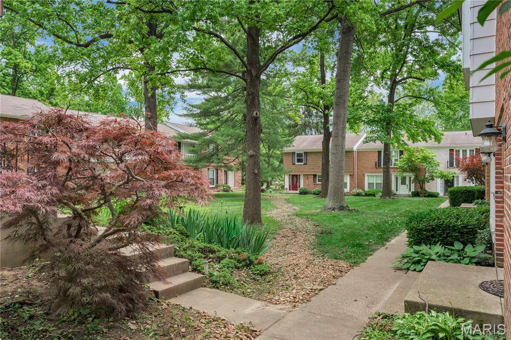 Chesterfield, MO 63141,13489 Beaulac DR