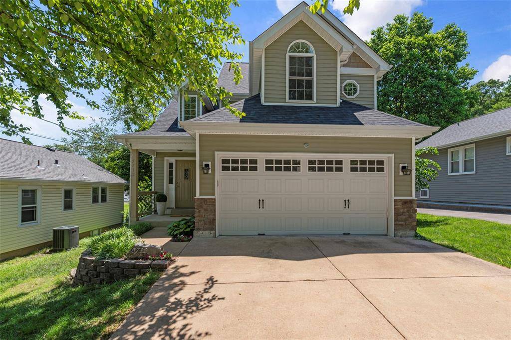 Affton, MO 63123,5712 Staely AVE