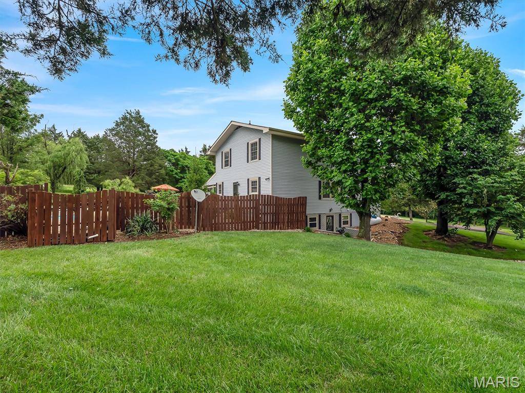 Villa Ridge, MO 63089,13 Heritage DR