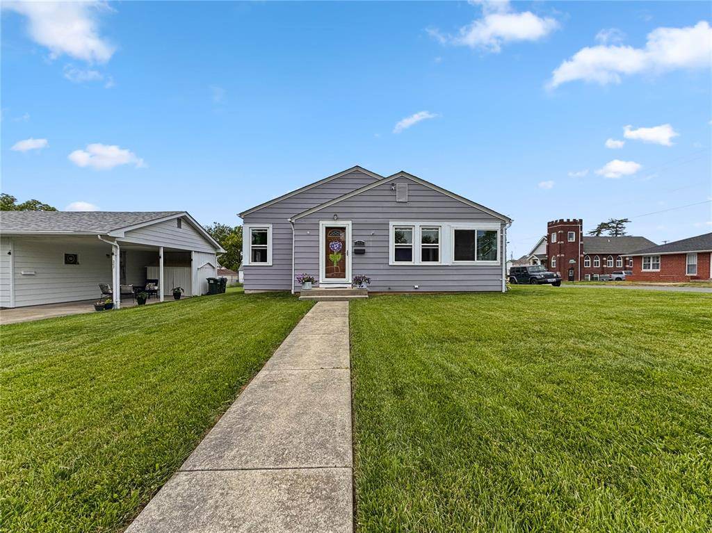Columbia, IL 62236,203 W Washington ST