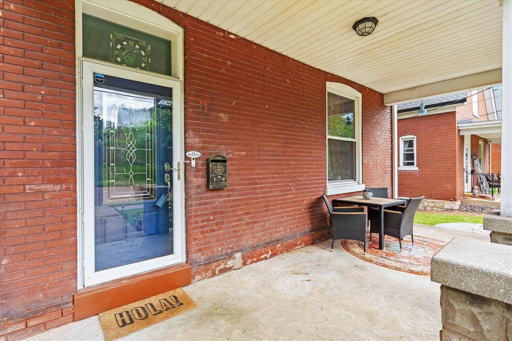 Belleville, IL 62220,721 E Garfield ST
