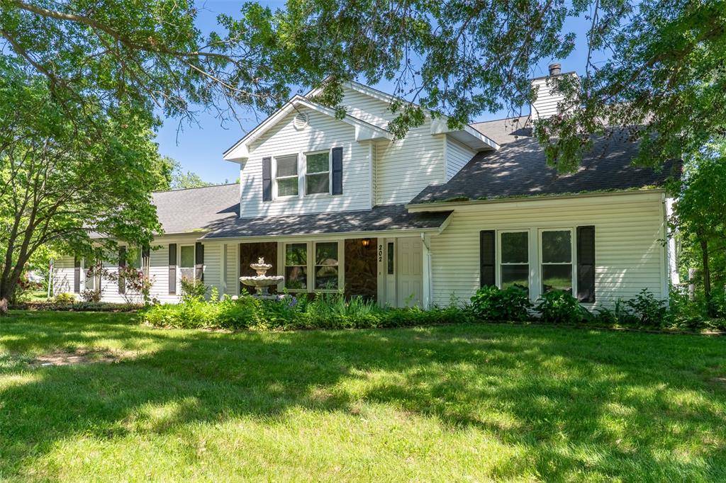 Lake St Louis, MO 63367,202 Dauphine DR