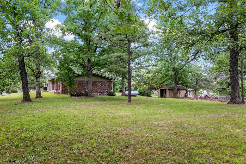 Bonne Terre, MO 63628,330 Mont Divier DR